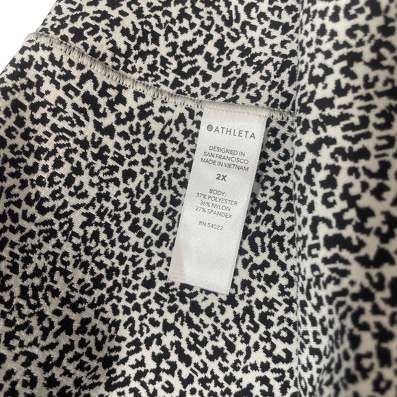 Athleta 2X Grey Print Leggings Animal Print - Picture 4 of 6